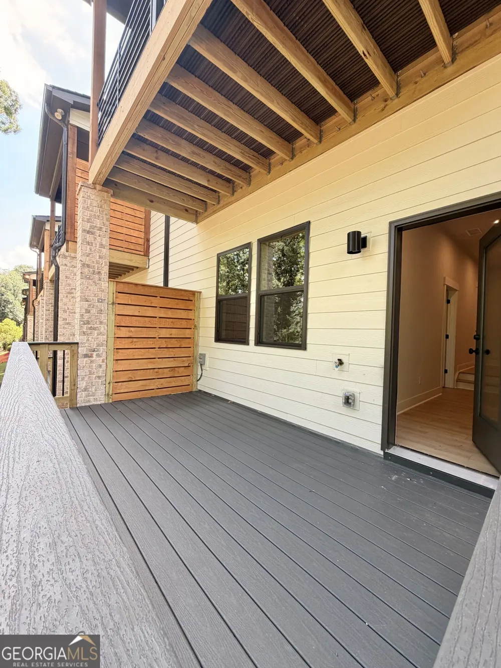 111 Bridgecrest RD Roswell, GA 30075