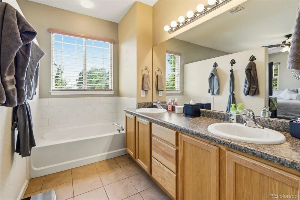 24082 E 2nd Drive Aurora, CO 80018