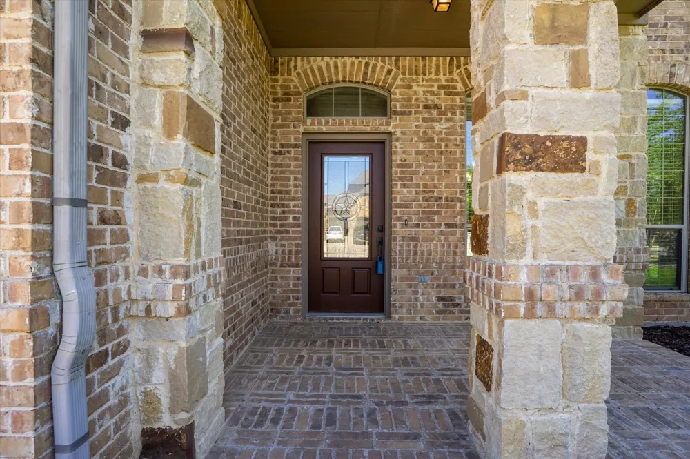 9300 Wood Duck Drive Fort Worth, TX 76118