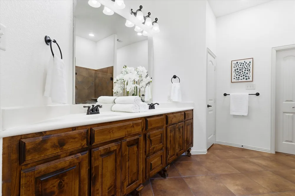 9300 Wood Duck Drive Fort Worth, TX 76118