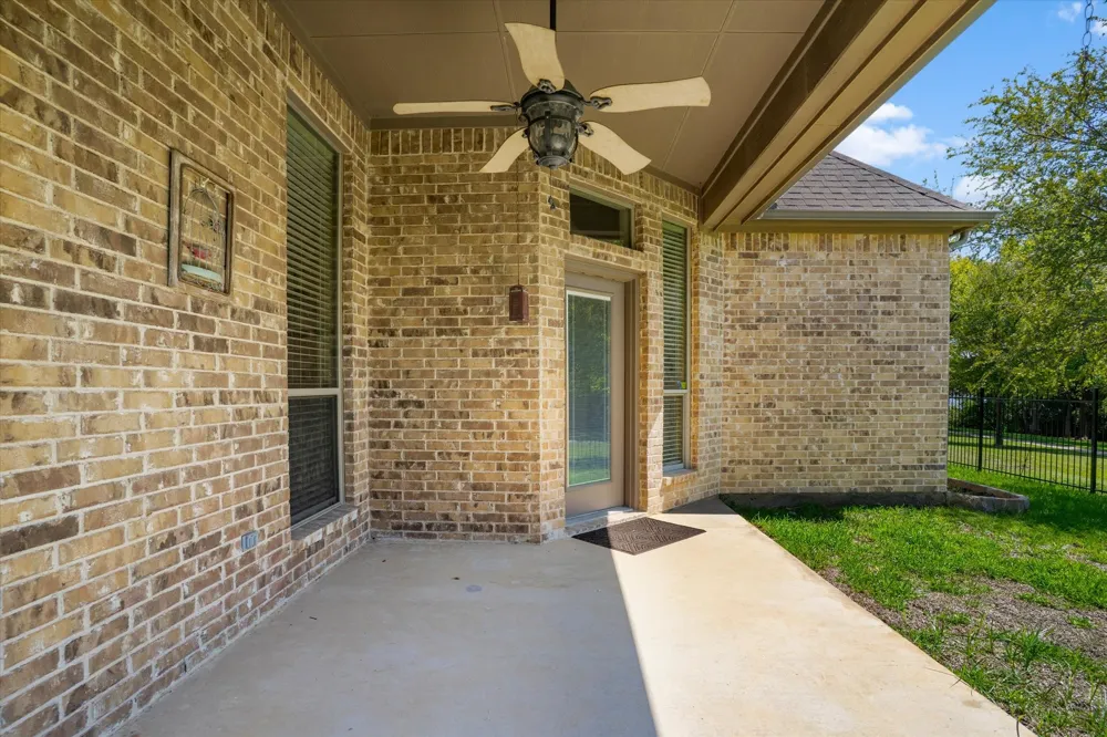9300 Wood Duck Drive Fort Worth, TX 76118