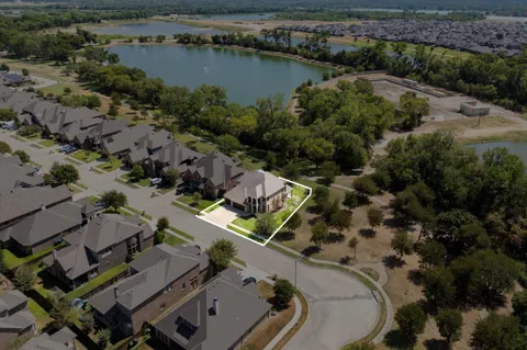 9300 Wood Duck Drive