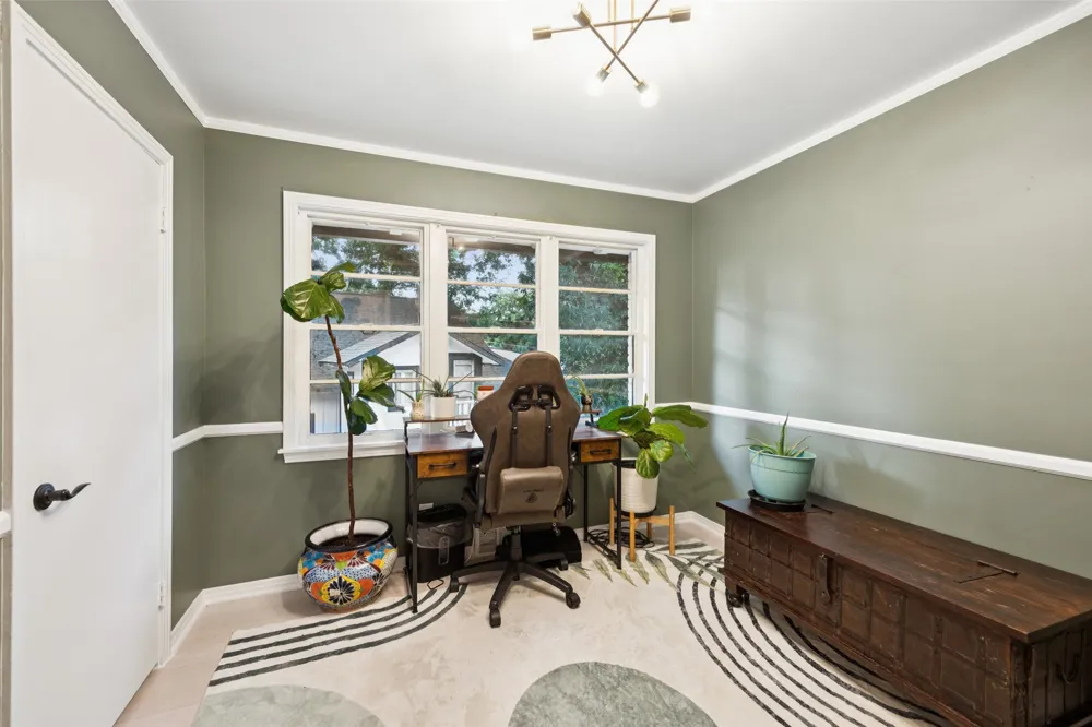 1657 Nob Hill Road Dallas, TX 75208