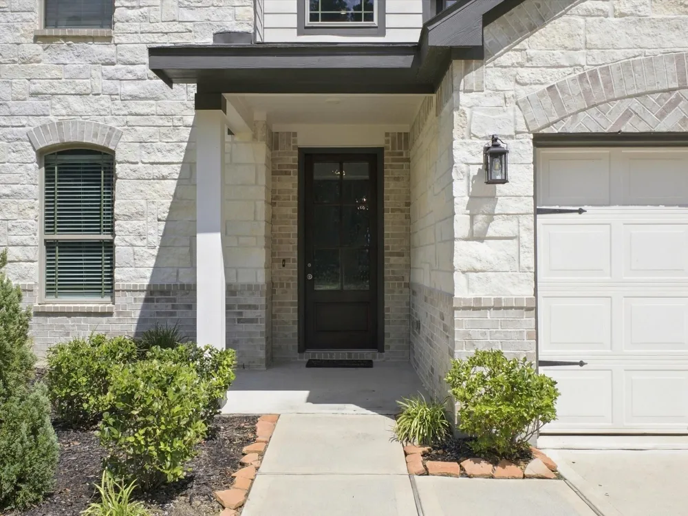 1563 Road 66114 Dayton, TX 77535