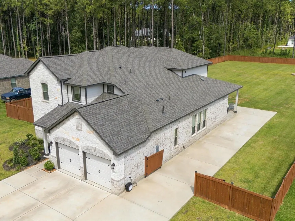1563 Road 66114 Dayton, TX 77535