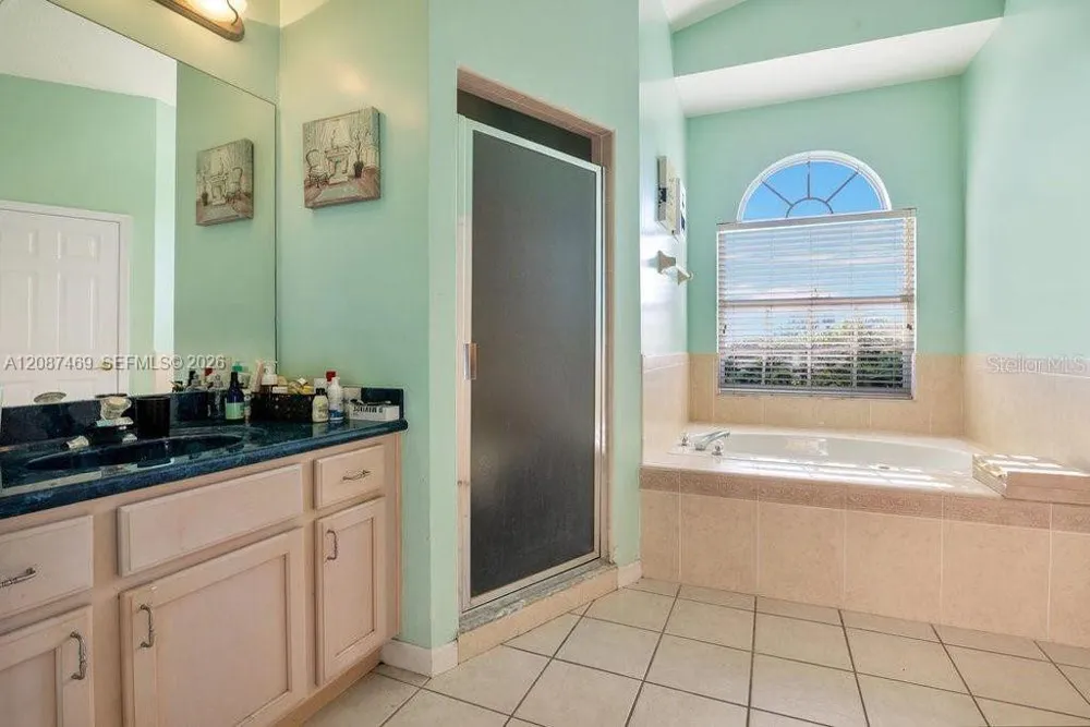321 Corvina Drive Davenport, FL 33897