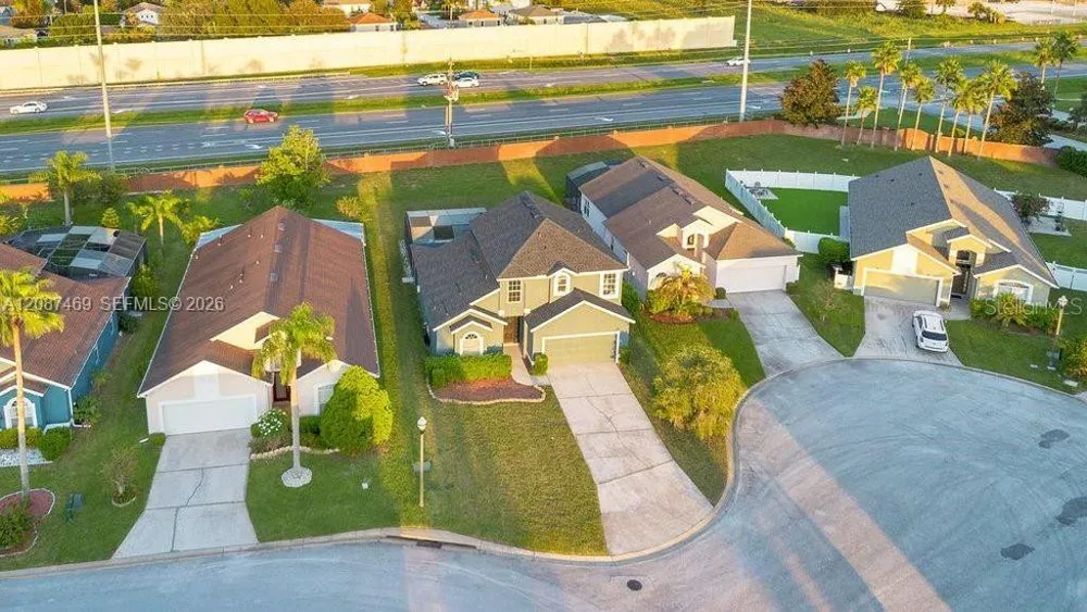 321 Corvina Drive Davenport, FL 33897