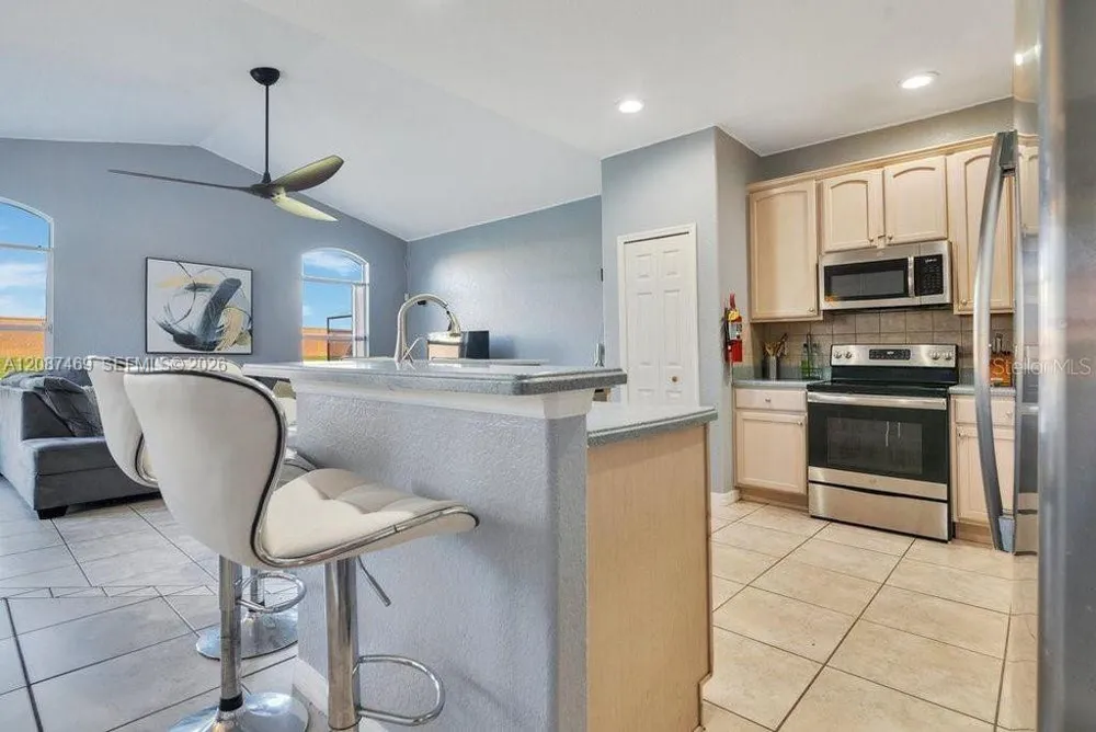 321 Corvina Drive Davenport, FL 33897