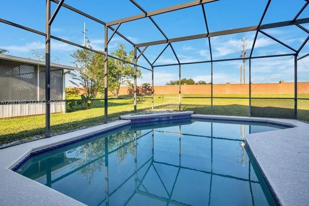 321 Corvina Drive Davenport, FL 33897