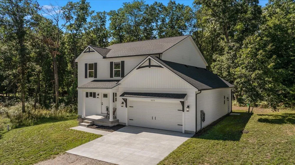 5272 Marvie Drive Saranac, MI 48881