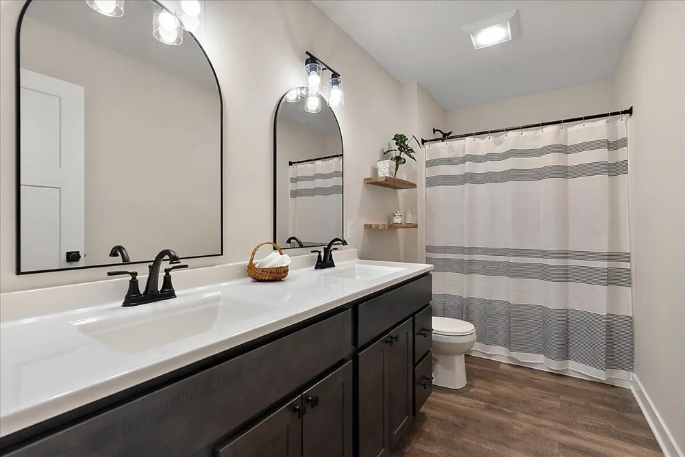 5272 Marvie Drive Saranac, MI 48881