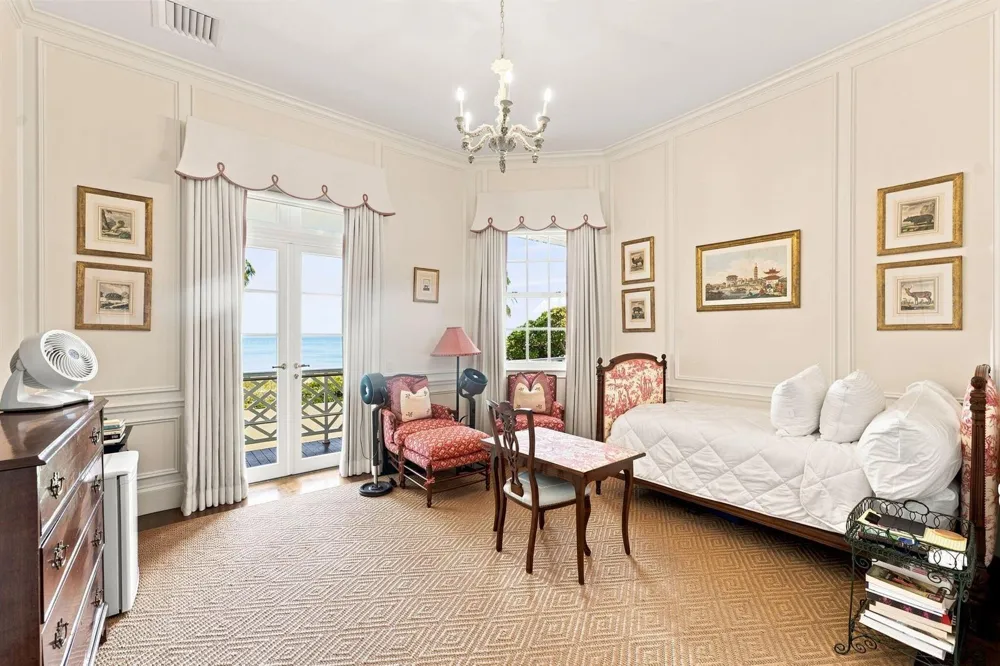 1919 OCEAN BOULEVARD Gulf Stream, FL 33483