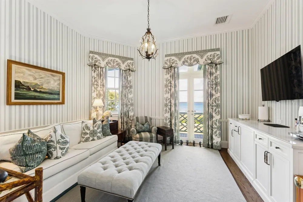 1919 OCEAN BOULEVARD Gulf Stream, FL 33483