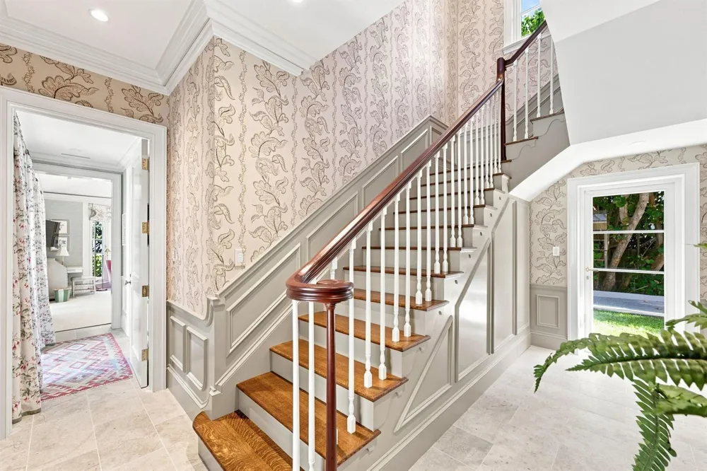 1919 OCEAN BOULEVARD Gulf Stream, FL 33483
