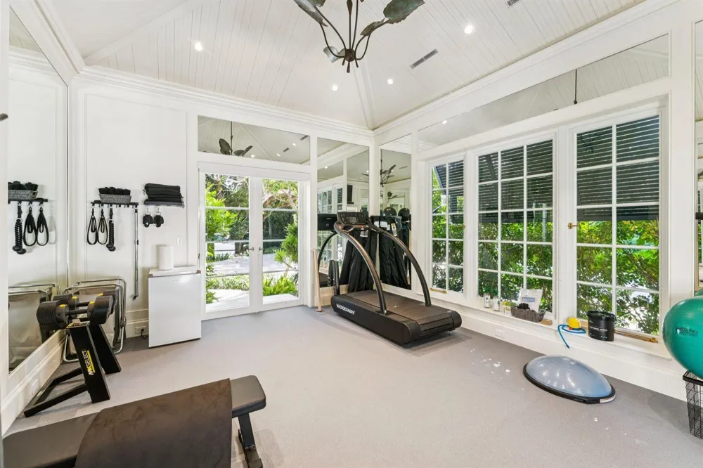 1919 OCEAN BOULEVARD Gulf Stream, FL 33483