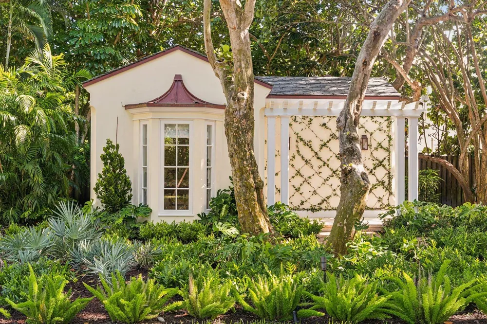 1919 OCEAN BOULEVARD Gulf Stream, FL 33483