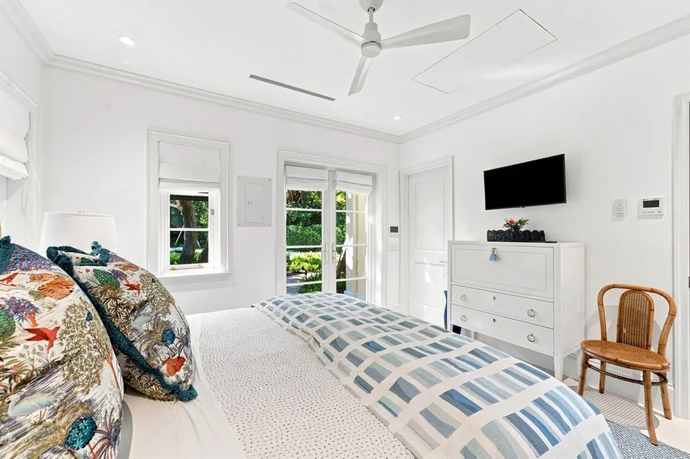 1919 OCEAN BOULEVARD Gulf Stream, FL 33483