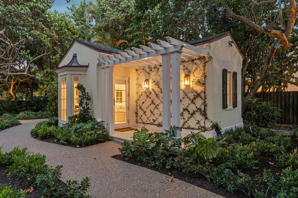 1919 OCEAN BOULEVARD Gulf Stream, FL 33483