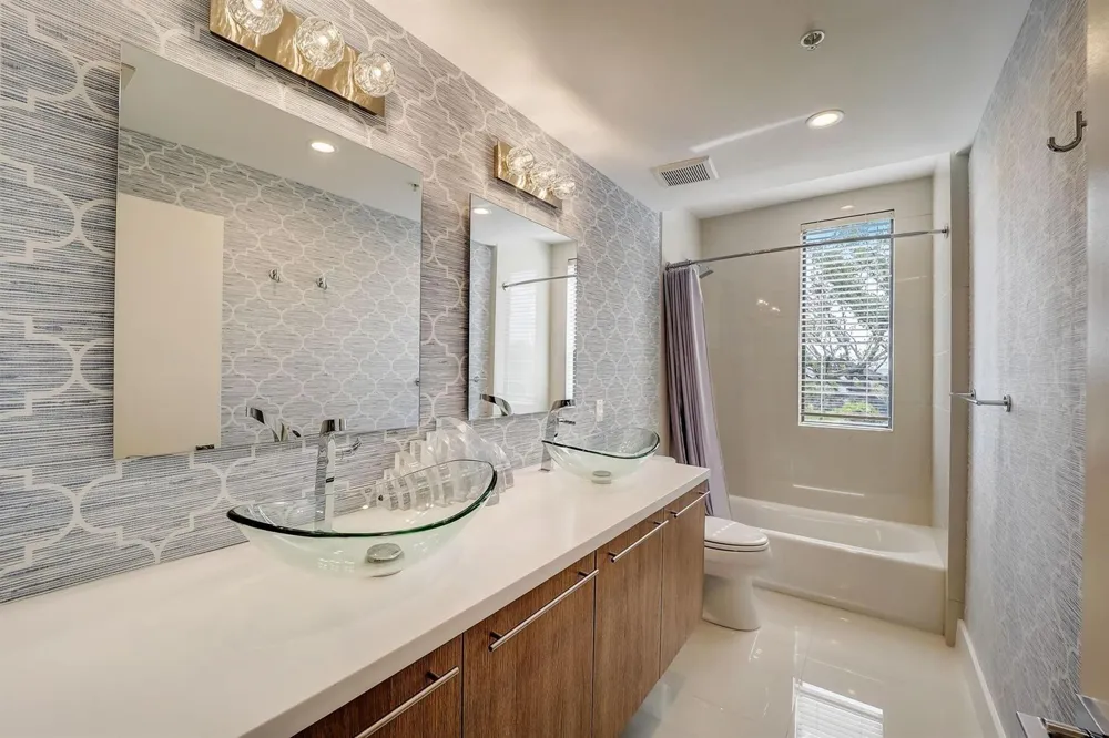 173 SE 1ST CIRCLE Pompano Beach, FL 33060