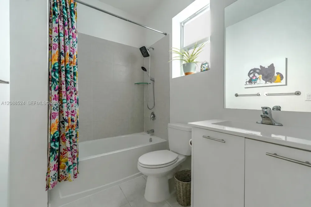 2265 NW 131st Cir Miami, FL 33167