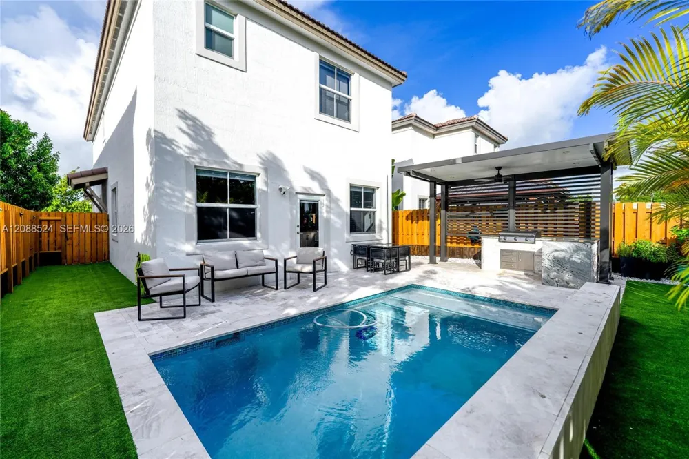 2265 NW 131st Cir Miami, FL 33167