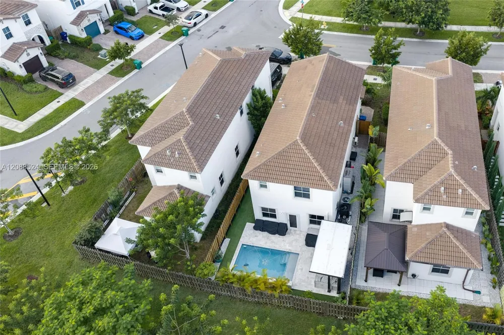 2265 NW 131st Cir Miami, FL 33167