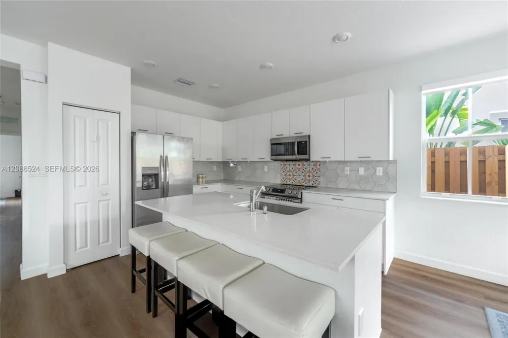2265 NW 131st Cir Miami, FL 33167