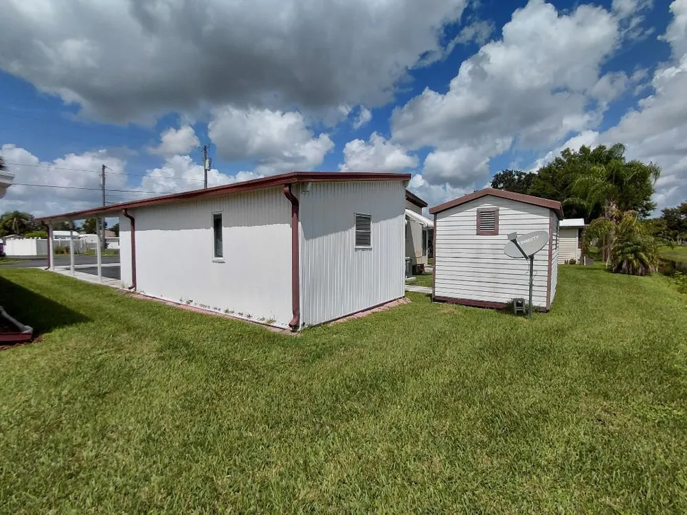 1339 OLD LAKEPORT ROAD NW #4 Moore Haven, FL 33471