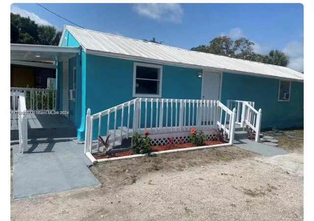 427 14TH STREET Fort Pierce, FL 34950