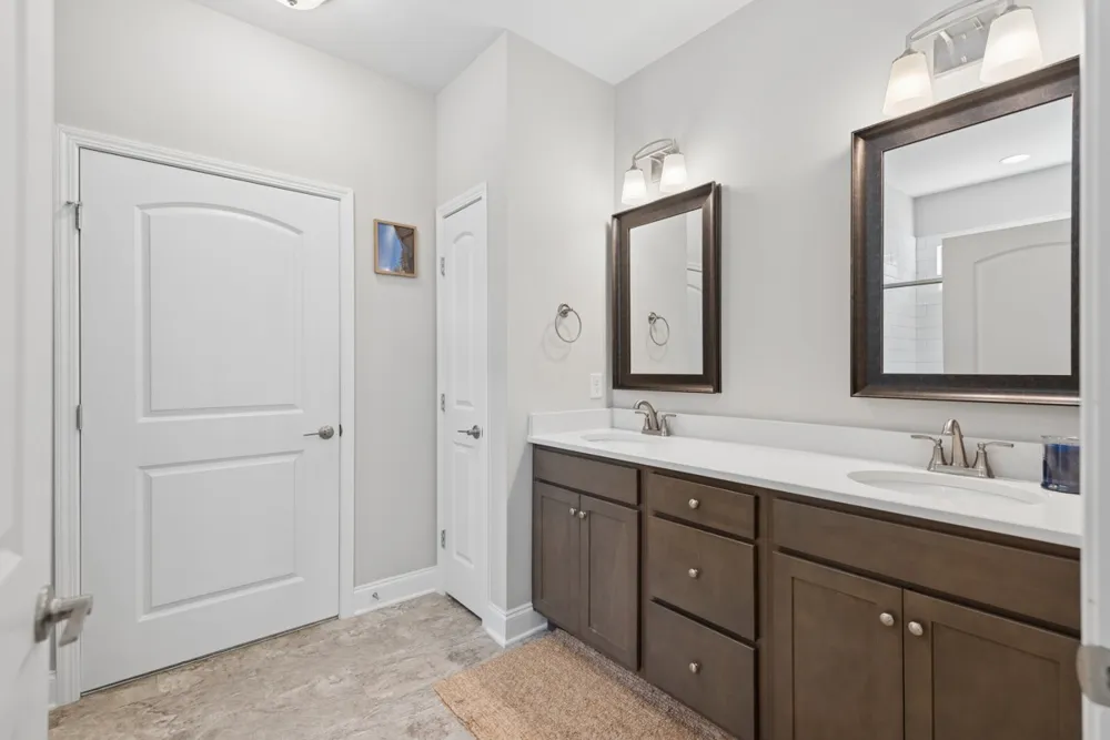 1048 Callaway Dr Lebanon, TN 37087
