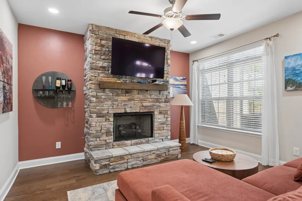 1048 Callaway Dr Lebanon, TN 37087