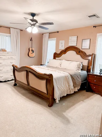 212 S 4th Stockdale, TX 78160
