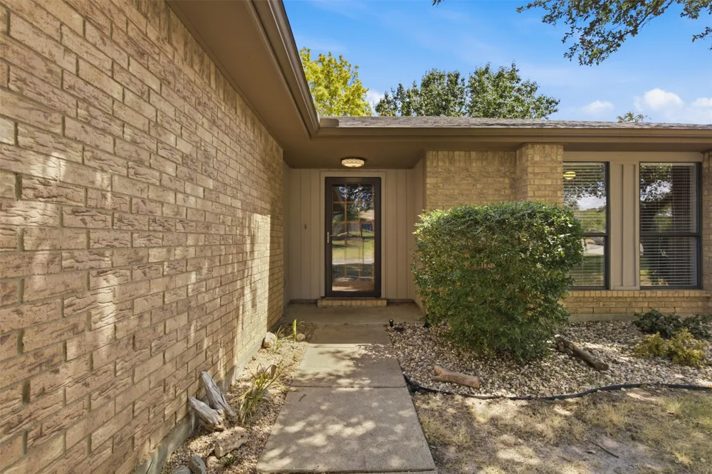 6417 Shasta Trail Fort Worth, TX 76133