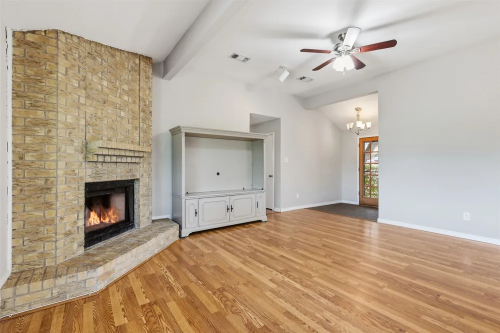 6417 Shasta Trail Fort Worth, TX 76133