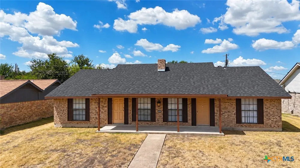 910 Saratoga Temple, TX 76504