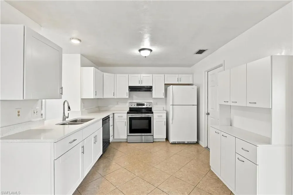 7402 Sea Island Road Fort Myers, FL 33967