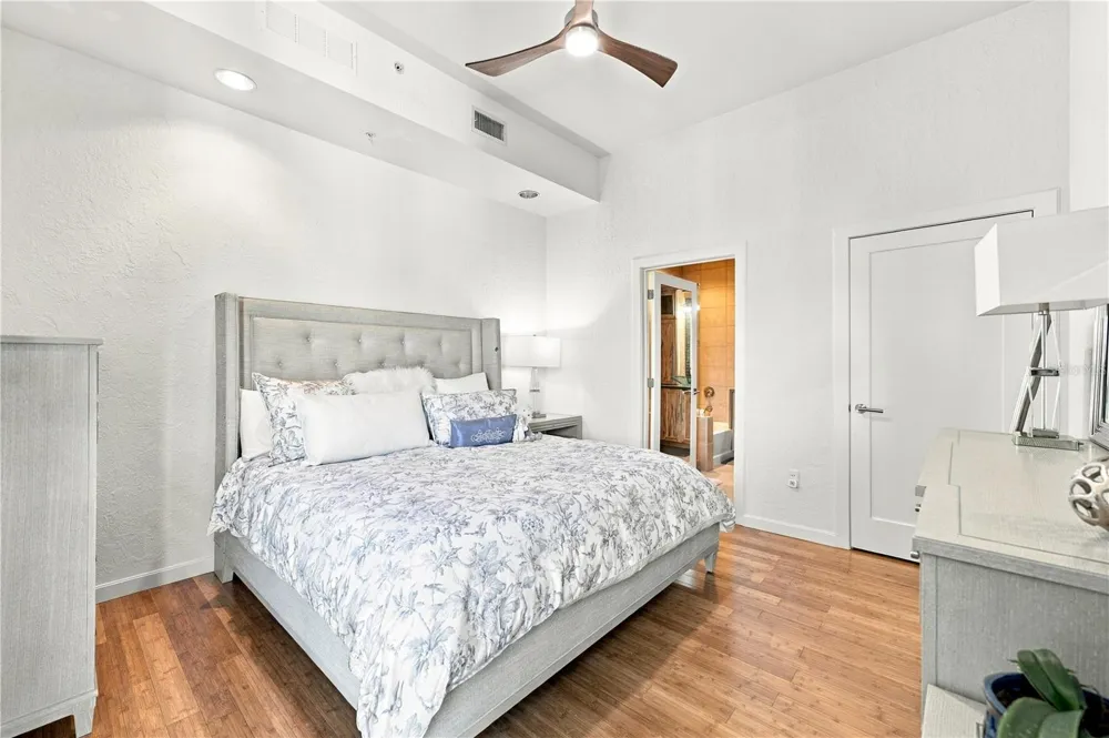 400 4TH AVENUE S #508 St Petersburg, FL 33701