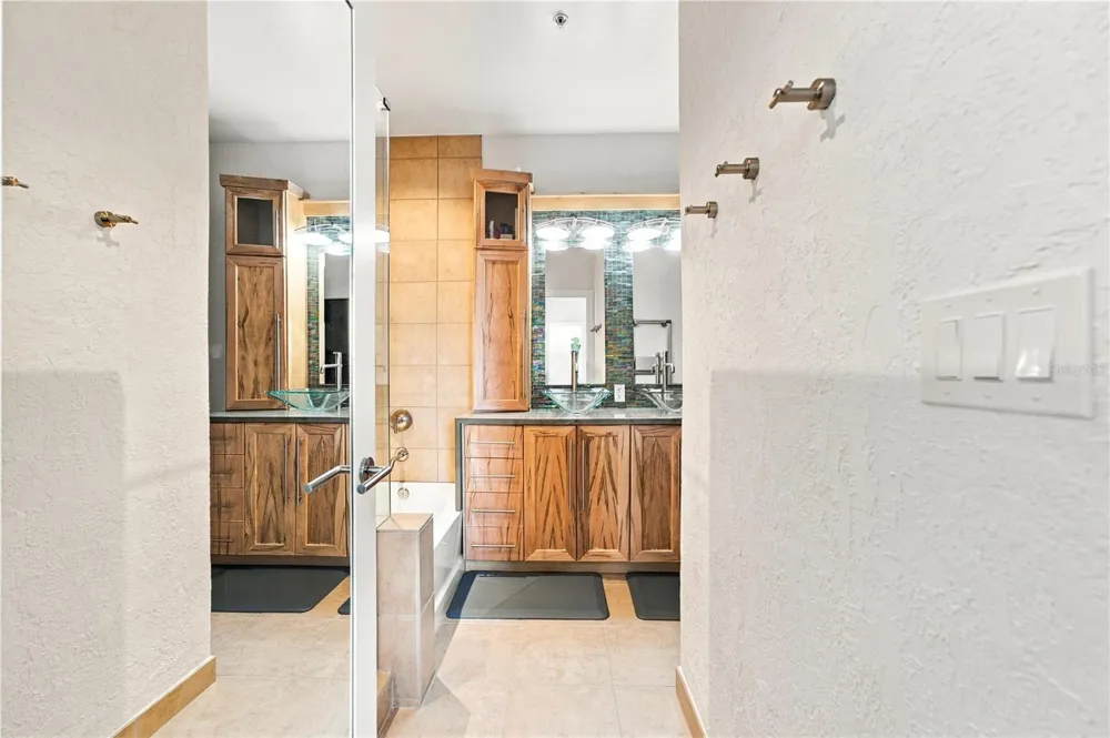 400 4TH AVENUE S #508 St Petersburg, FL 33701