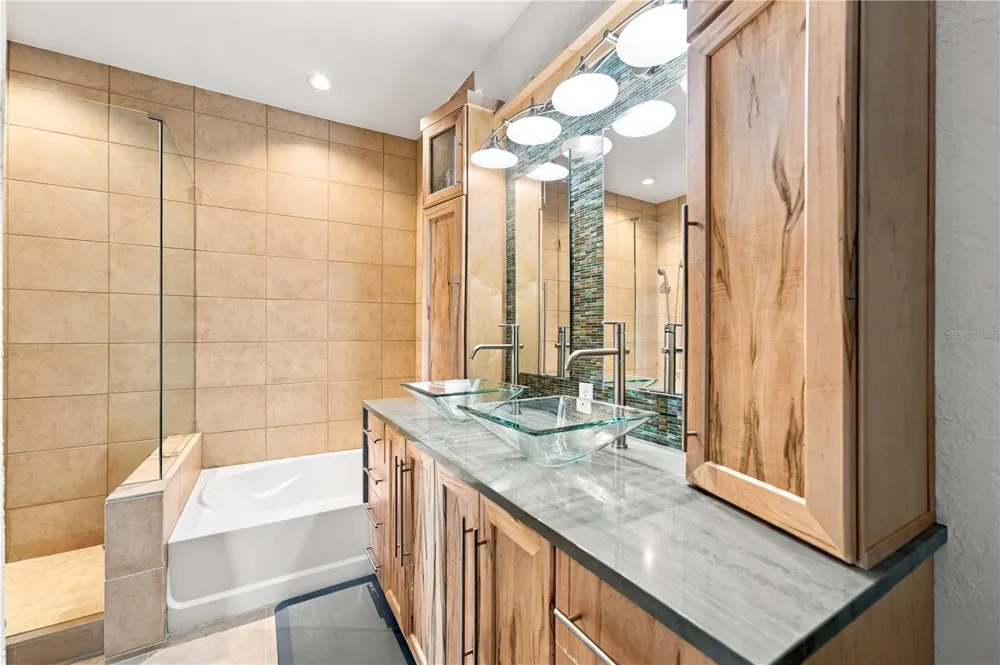 400 4TH AVENUE S #508 St Petersburg, FL 33701