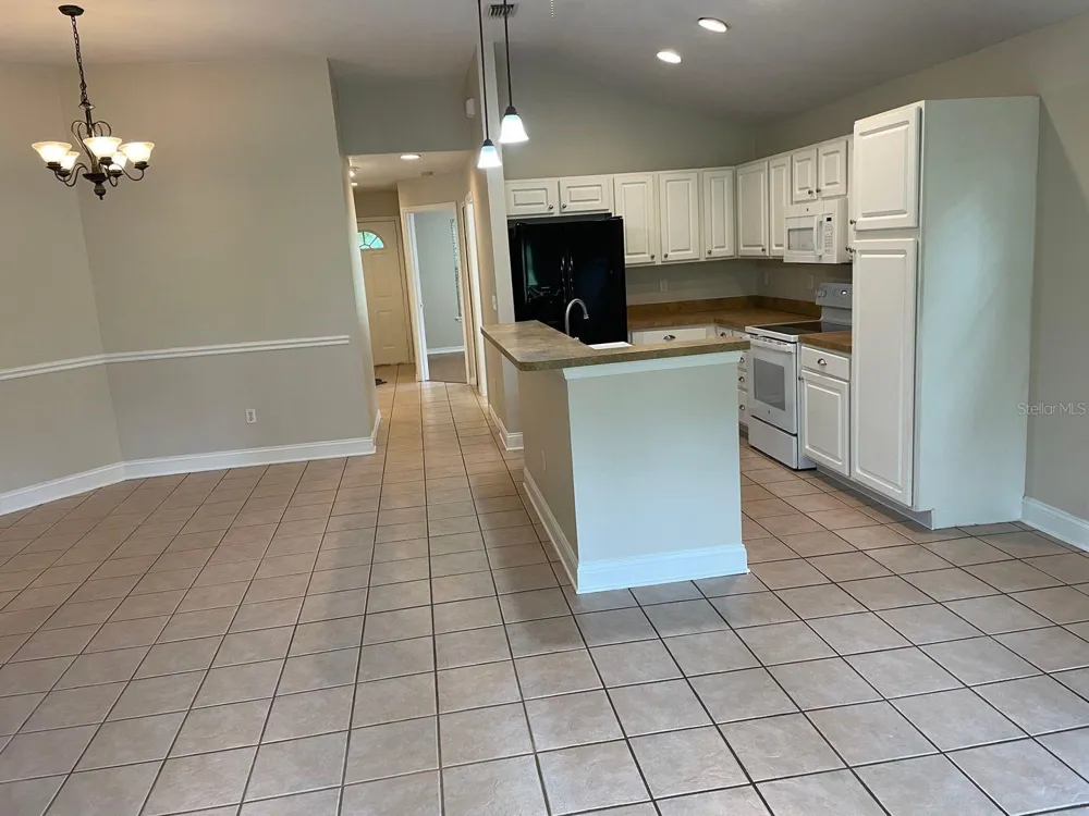 6422 NW 109TH PLACE Alachua, FL 32615