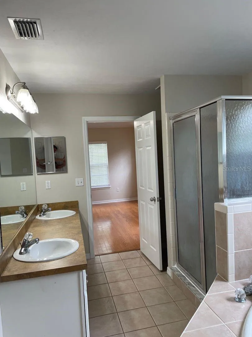 6422 NW 109TH PLACE Alachua, FL 32615