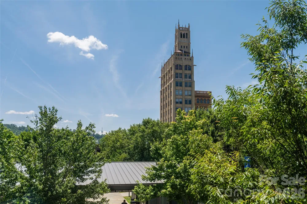 122 College Street #201 Asheville, NC 28801