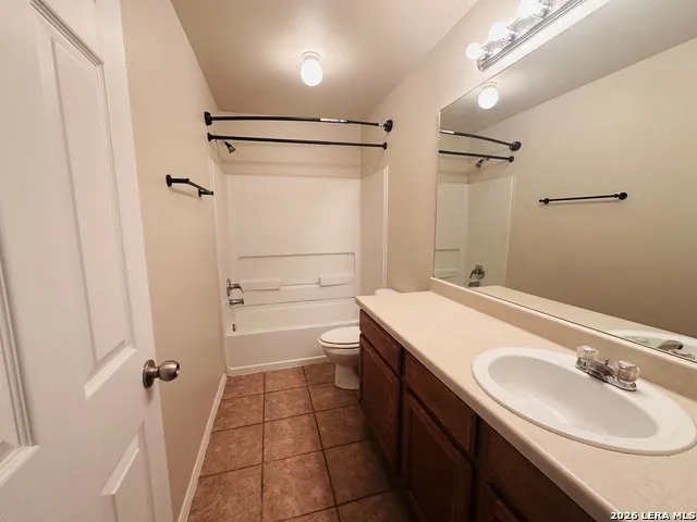 10818 MATHOM LNDG Unit 2 Universal City, TX 78148