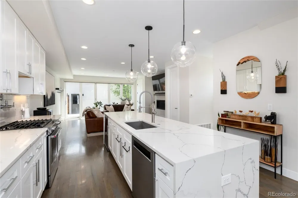 3002 S Elati Street Englewood, CO 80110