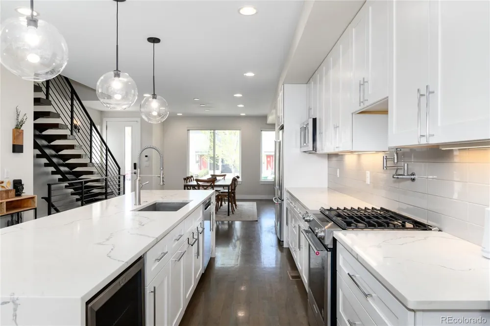 3002 S Elati Street Englewood, CO 80110