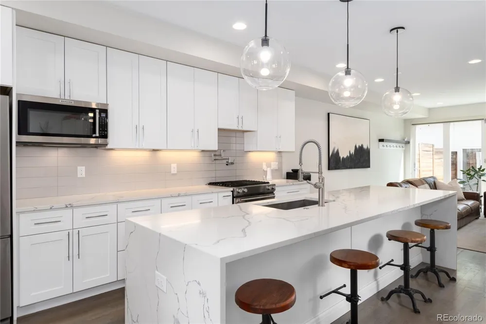 3002 S Elati Street Englewood, CO 80110
