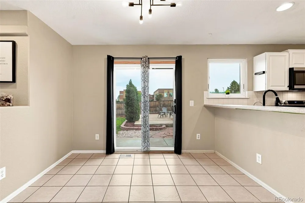 5916 S Zante Way Aurora, CO 80015