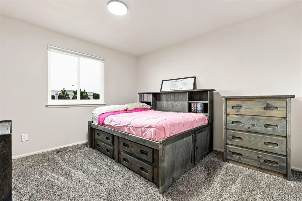 5916 S Zante Way Aurora, CO 80015
