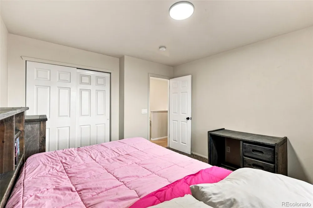 5916 S Zante Way Aurora, CO 80015