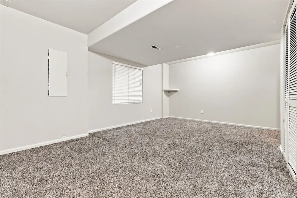 5916 S Zante Way Aurora, CO 80015